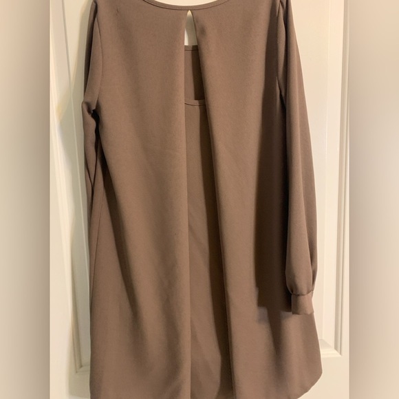 Dainty Hooligan Large/Medium Mocha dress. Long sleeves with eyelet back. - Picture 3 of 4
